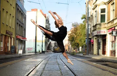 Akademia Tańca i Baletu FRU